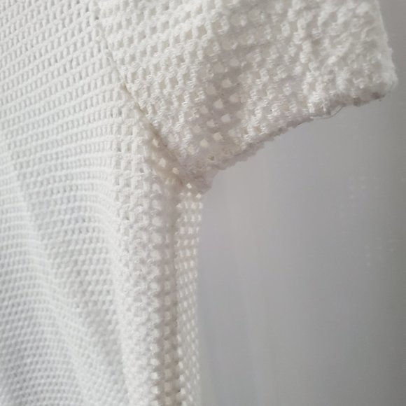 Aritzia white mesh T shirt. - Picture 4 of 6